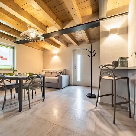 Maison Duc Ad Uso Turistico - Vda - - 0003 Ad Uso Turistico - Vda - - 0004 * Jovencan